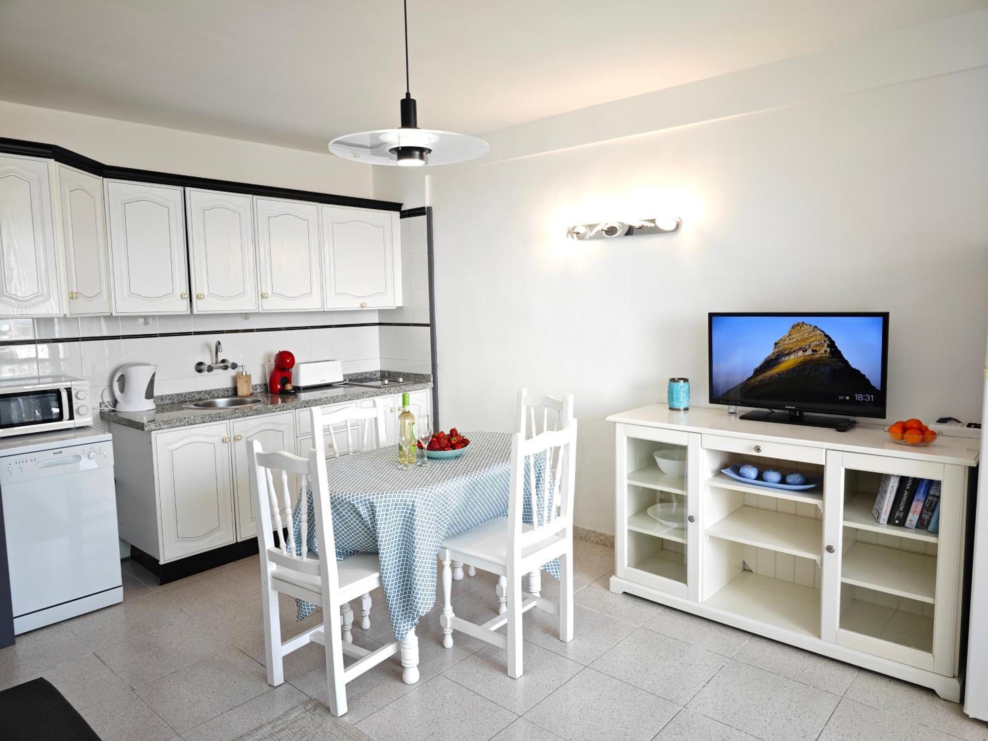 Blanco&Azul - Comfortable Ocean View Apartment Next To The Beach Playa de las Americas  Eksteriør bilde