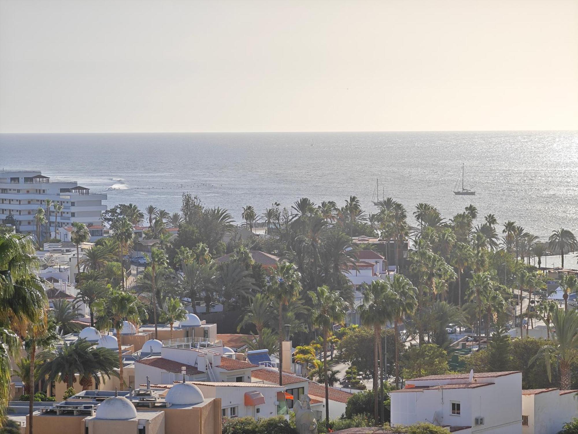 Blanco&Azul - Comfortable Ocean View Apartment Next To The Beach Playa de las Americas  Eksteriør bilde